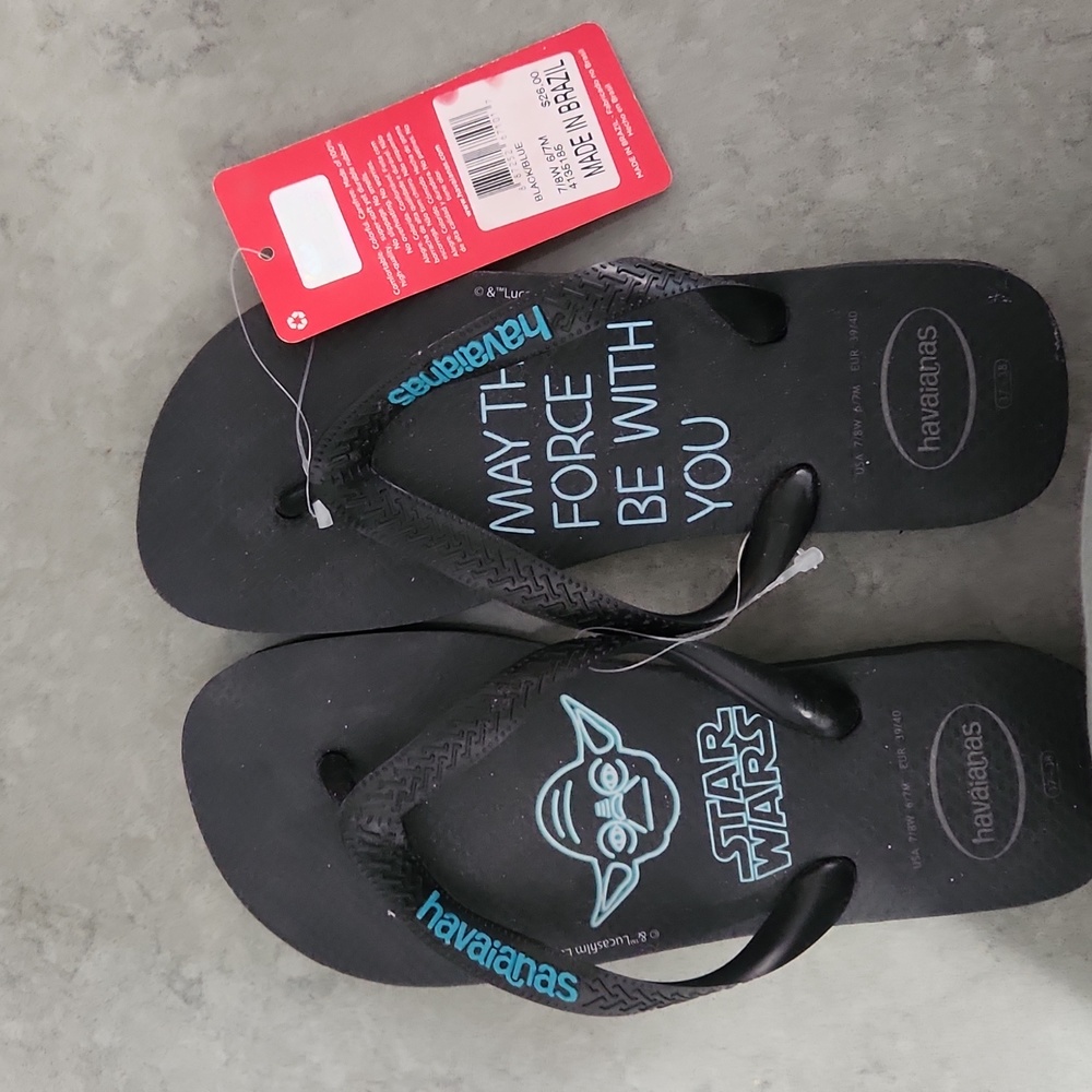 NWT Havaianas Star Wars flip flops